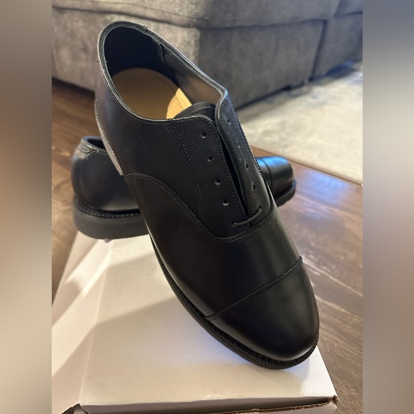 Men Black Leather Derby Shoes - Picture 5 of 6